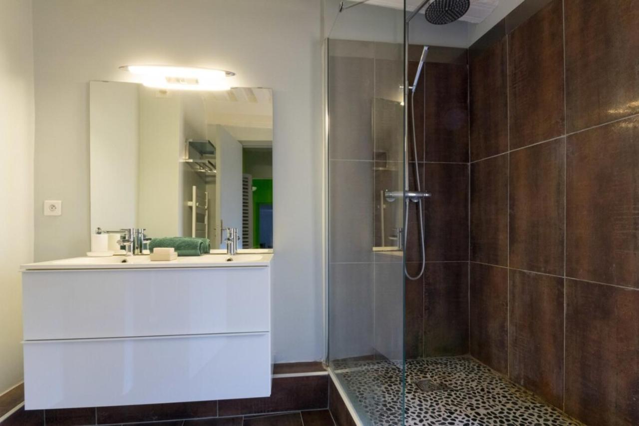 Appartamento Anis Furnished Flat Aix-en-Provence Esterno foto